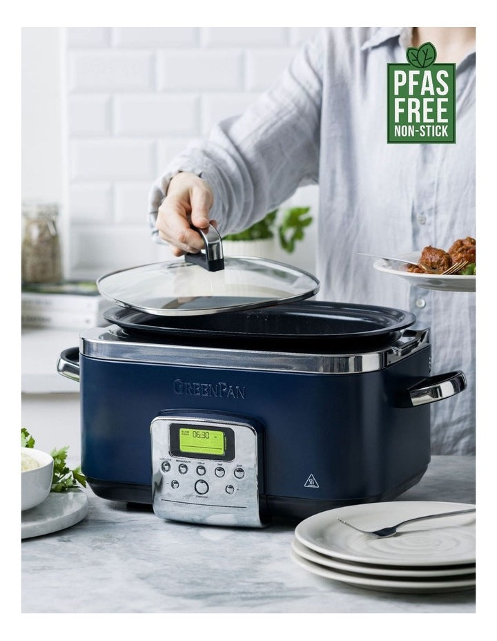 Elite Slow Cooker 6L Oxford Blue PFAS-free coating in Oxford Blue
