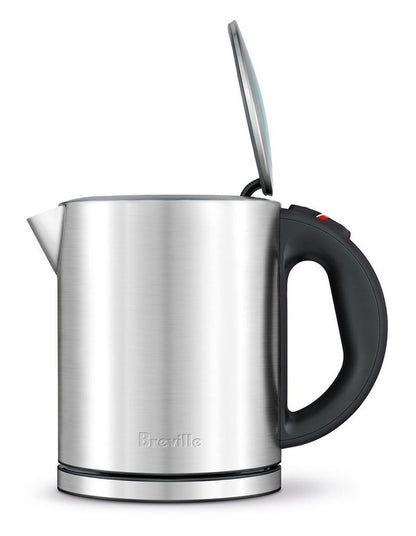 The Compact Kettle in Stainless Steel BKE320BSS
