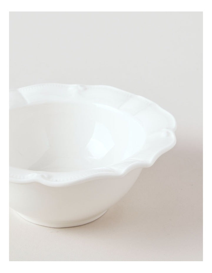 Bella Scalloped Soup Bowl in White