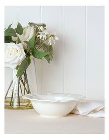Bella Scalloped Small Serving Bowl in White
