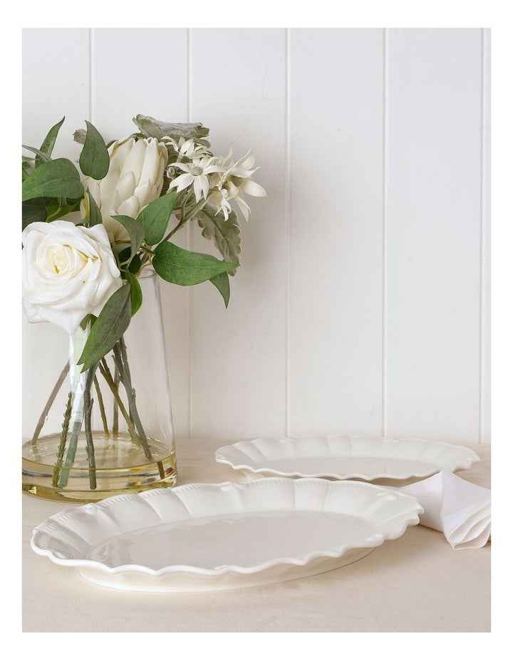 Bella Scalloped Oval Platter Large in White