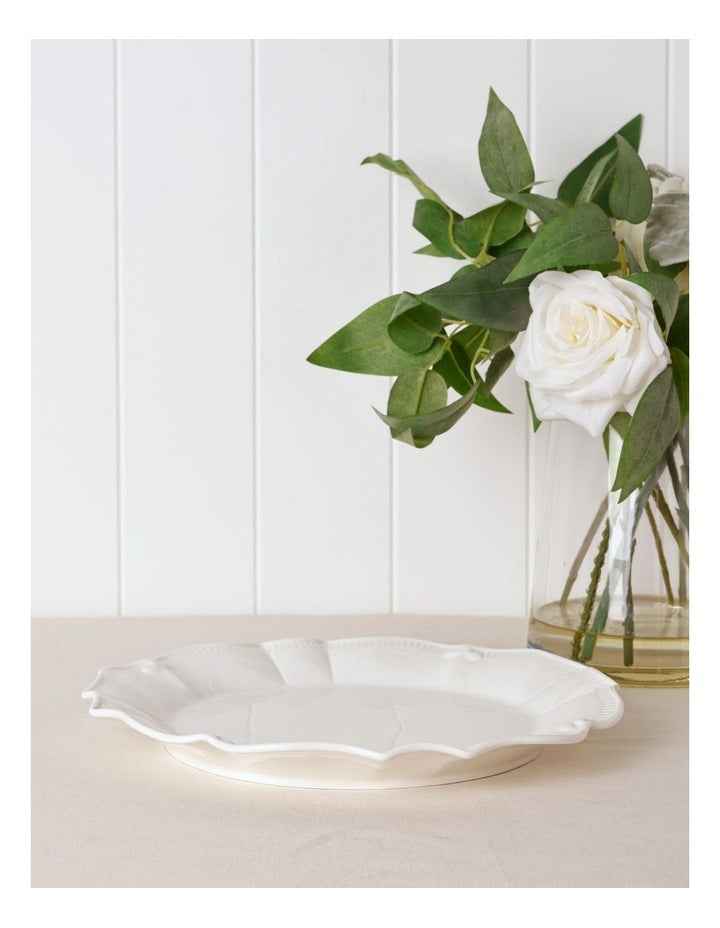 Bella Scalloped Round Platter 30cm in White