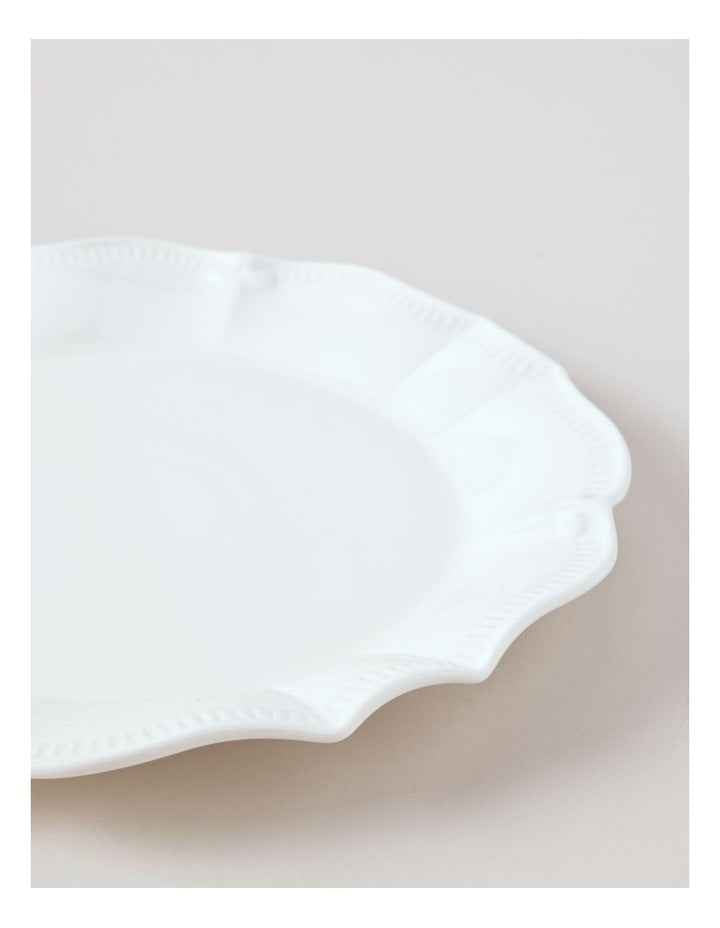 Bella Scalloped Round Platter 30cm in White