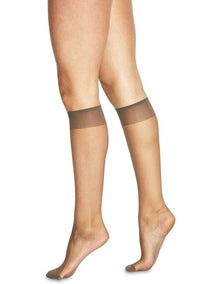 Ultra Sheer Knee High in Fumo