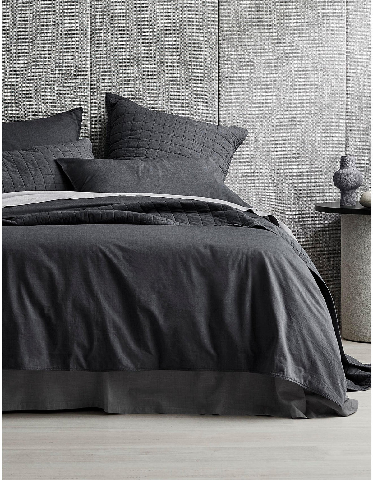 REILLY DOUBLE BEDCOVER IN CARBON