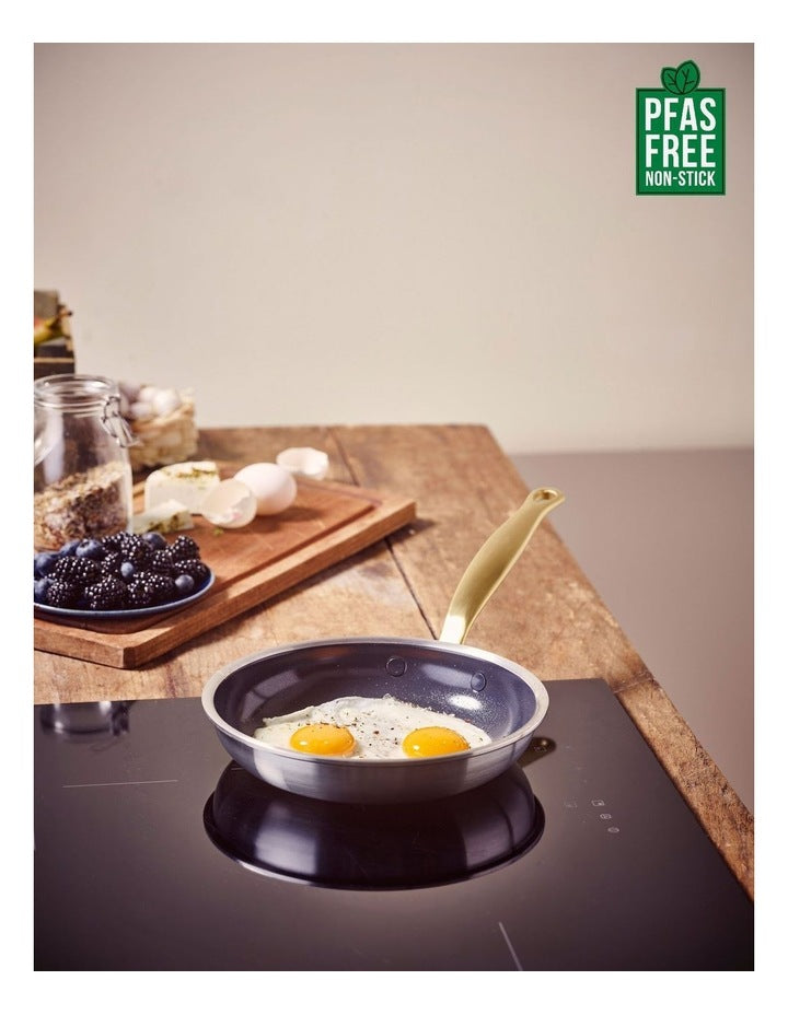 Premiere Frypan 20cm PFAS-free ceramic non-stick Gold