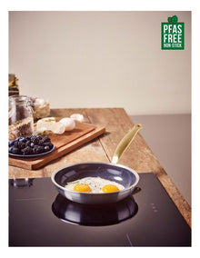 Premiere Frypan 20cm PFAS-free ceramic non-stick Gold