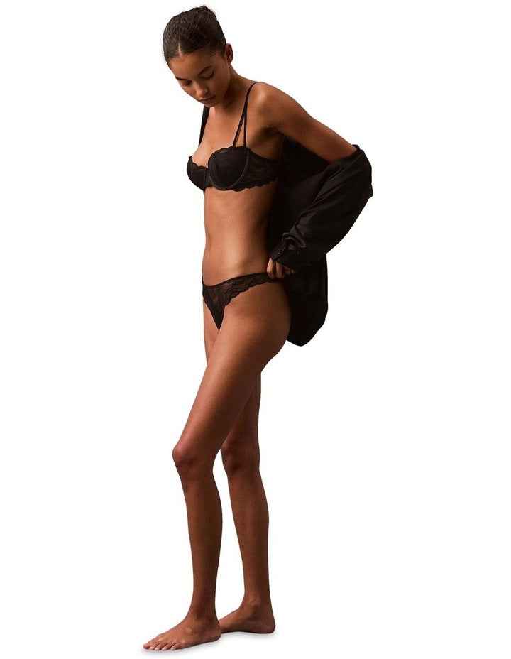 Sensual Stretch Lace Thong in Black