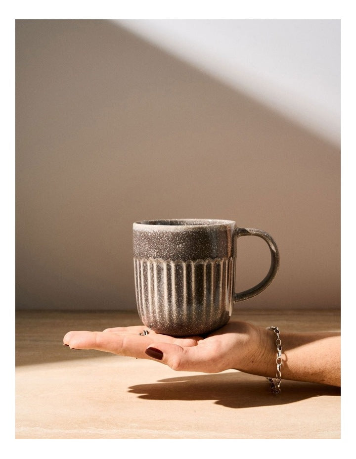 Laurie Mug in Grey