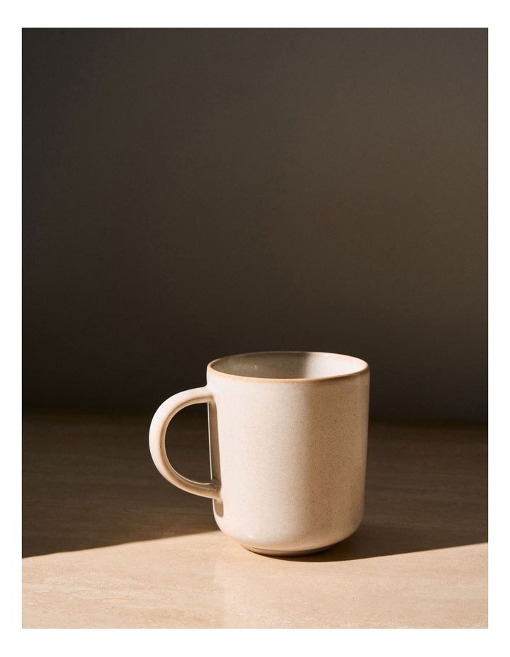 Bobbie Mug in White