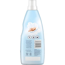 Comfort Laundry Fabric Conditioner Liquid Pure 900mL