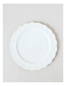 Scalloped Charger 33cm in White