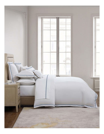 Santiago Merrow Stitch Quilt Cover Set in White