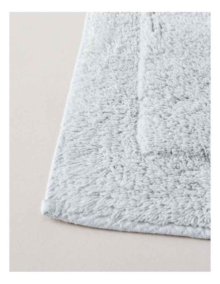Sylvia Bath Mat in Silver