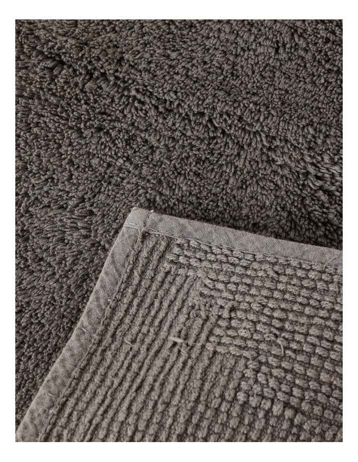 Sylvia Contour Mat in Charcoal