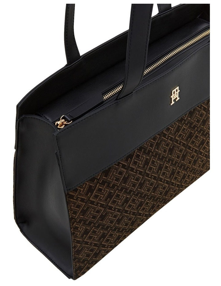 Im Latam Jacquard Tote Bag  in Black