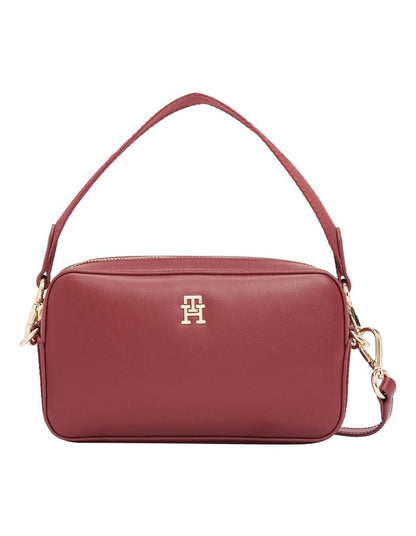 Distinct Camera Bag in Raspberry