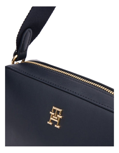 Distinct Camera Bag in Navy