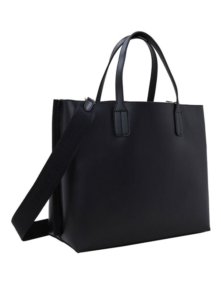 Distinct Satchel in Black