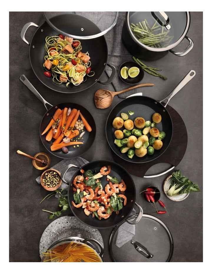ARCTEC Forged 28cm Saute with Lid & Pot Protector - Black