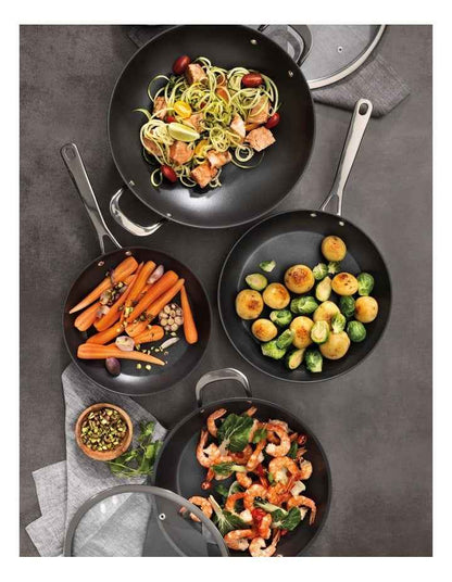 ARCTEC 28cm & 24cm Fry Pack and 2 Pot Protectors  Black