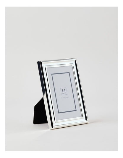 Crest Bevel Metal Photo Frame 10x15cm in Silver