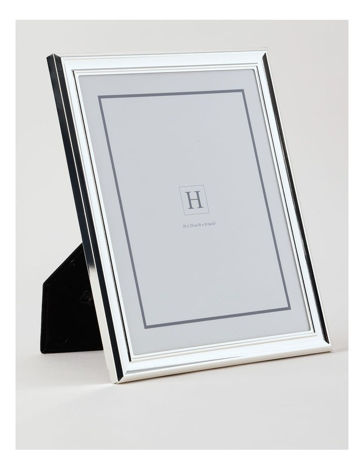 Crest Bevel Metal Photo Frame 20x25cm in Silver