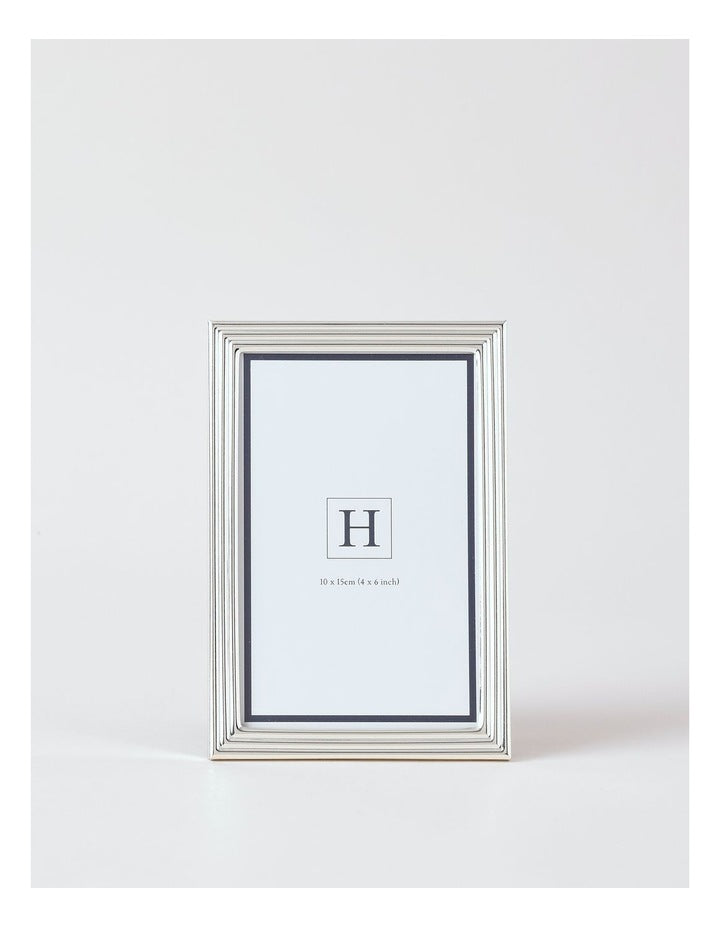 Radiance Ridged Metal Photo Frame 10x15cm in Silver