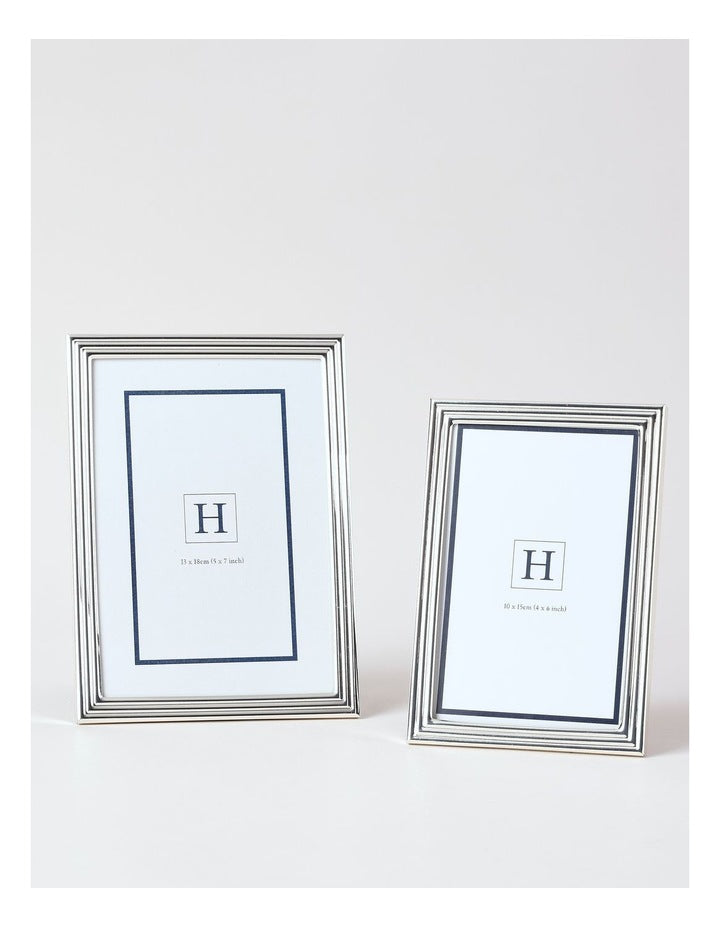 Radiance Ridged Metal Photo Frame 10x15cm in Silver