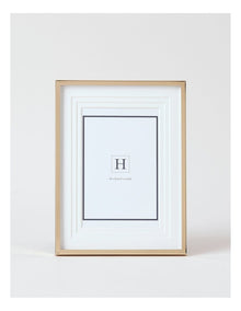 Triple Mat Look Frame 10x15cm in Gold