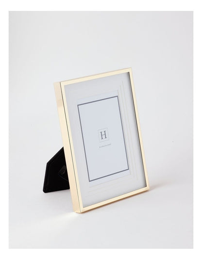 Triple Mat Look Frame 10x15cm in Gold