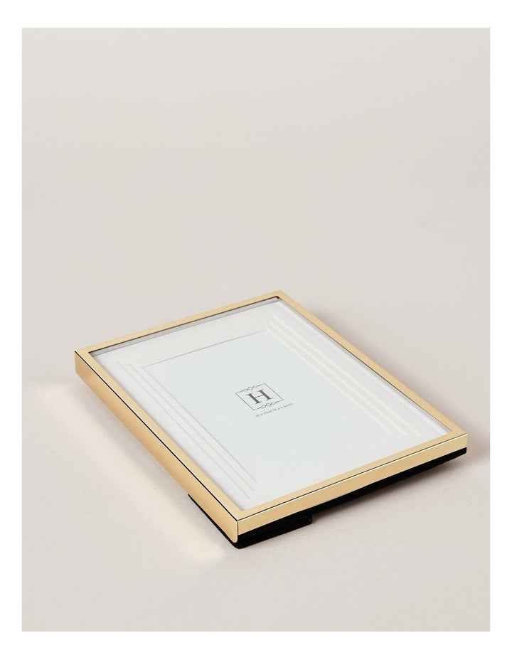 Triple Mat Look Frame 10x15cm in Gold