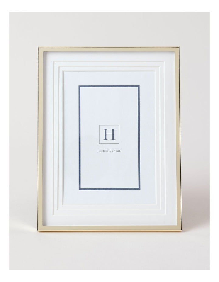 Triple Mat Look Frame 13x18cm in Gold