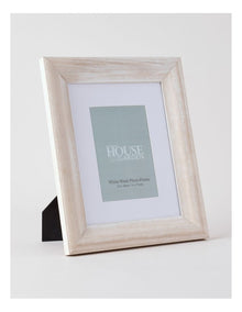 White Wash Timber Photo Frame 13x18cm in White