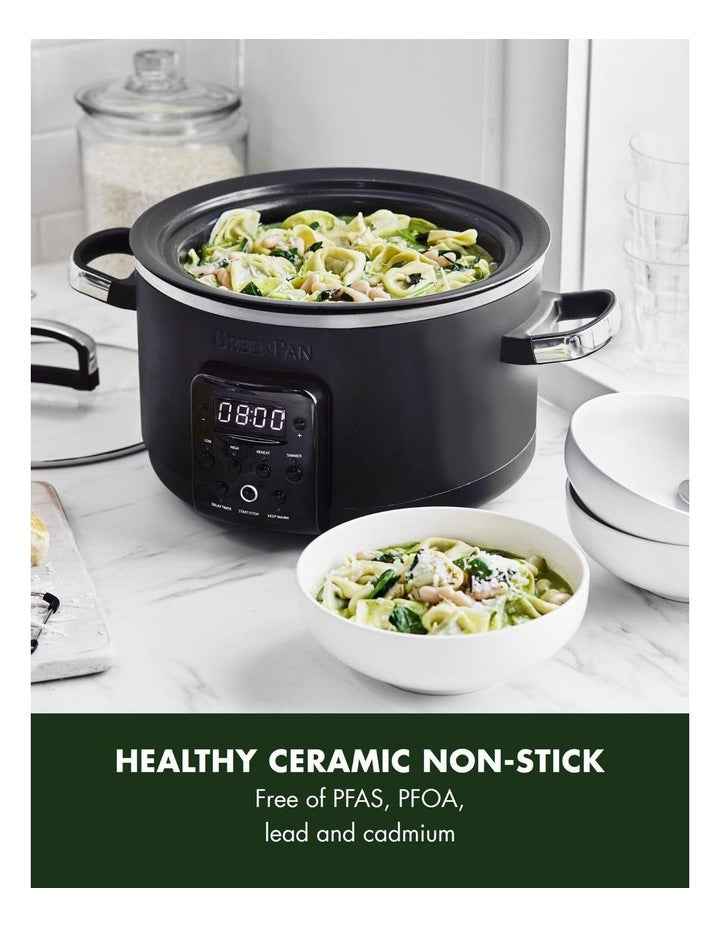 Bistro Slow Cooker in Black PFAS-free ceramic non-stick