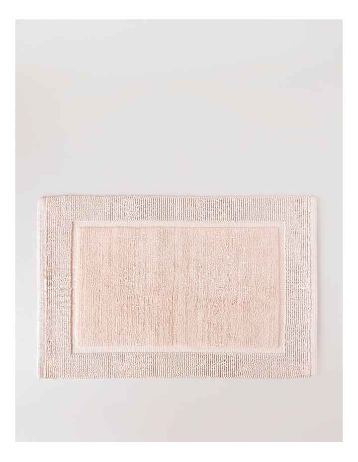 Classic Bath Mat in Pink