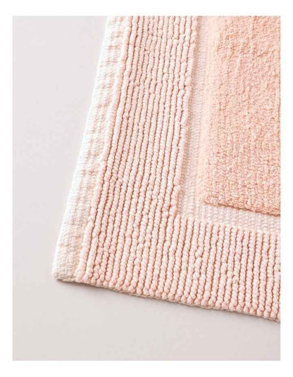 Classic Bath Mat in Pink
