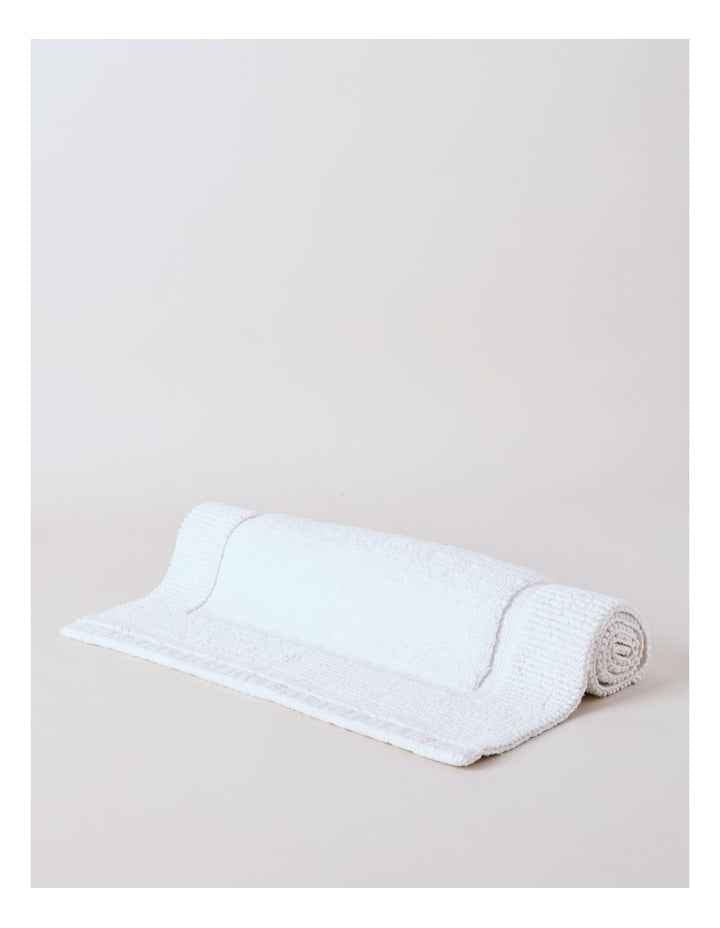 Classic Bath Mat in White