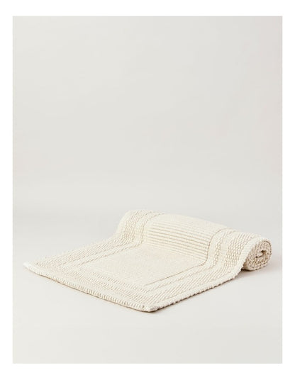 Textured Runner in Cream