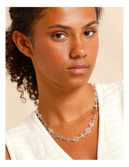 Icon Necklace in Silver
