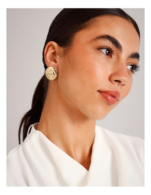Swirl Stud in Gold