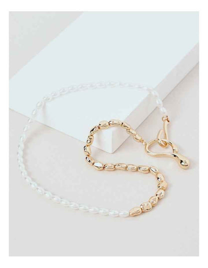 Pearl Metal Pendant Drop Necklace in Gold