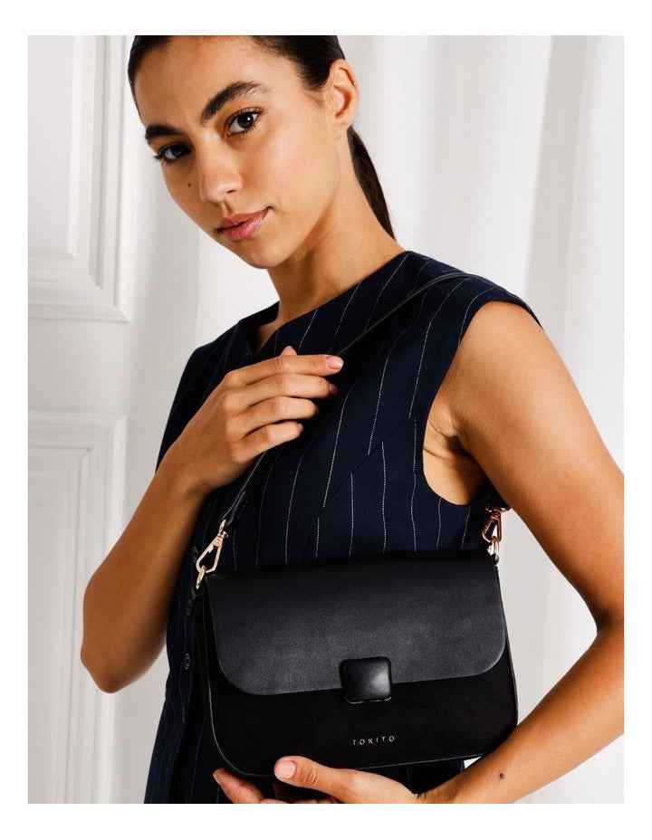 Maggie Shoulder Bag in Black