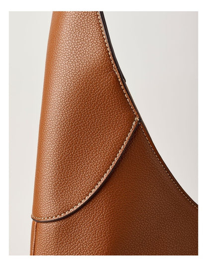 Easton Shoulder Bag in Tan