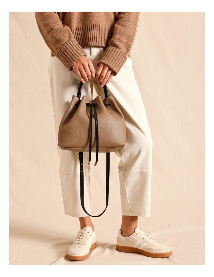 Cuba Shoulder Bag in Taupe Combo