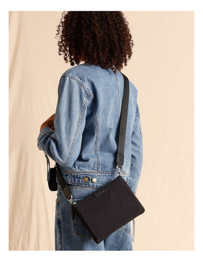 Reese Crossbody in Black