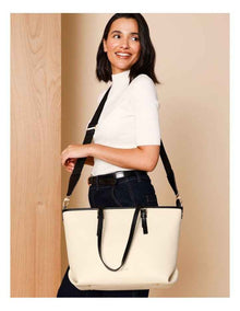 Beirut Tote Bag in Vanilla/Black