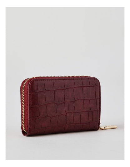 Doha Wallet in Berry