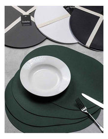 Hugo Vinyl Placemat 4 Pack in Dark Green