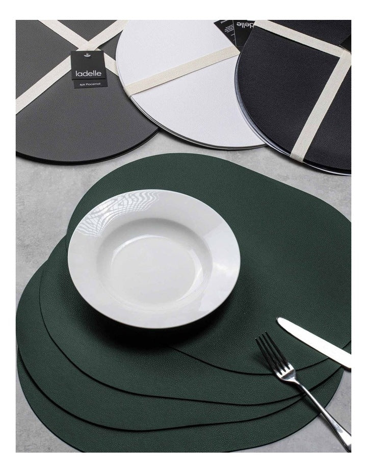 Hugo Vinyl Placemat 4 Pack in Dark Green
